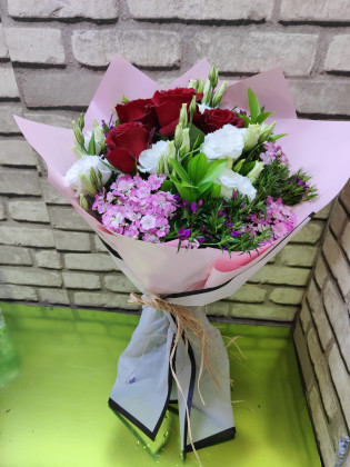 Karışık Mevsimsel Gül buketi